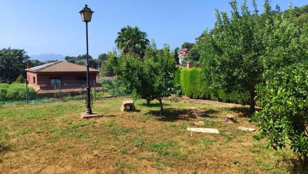Terreno en calle de la Vall de la Musa thumbnail 2