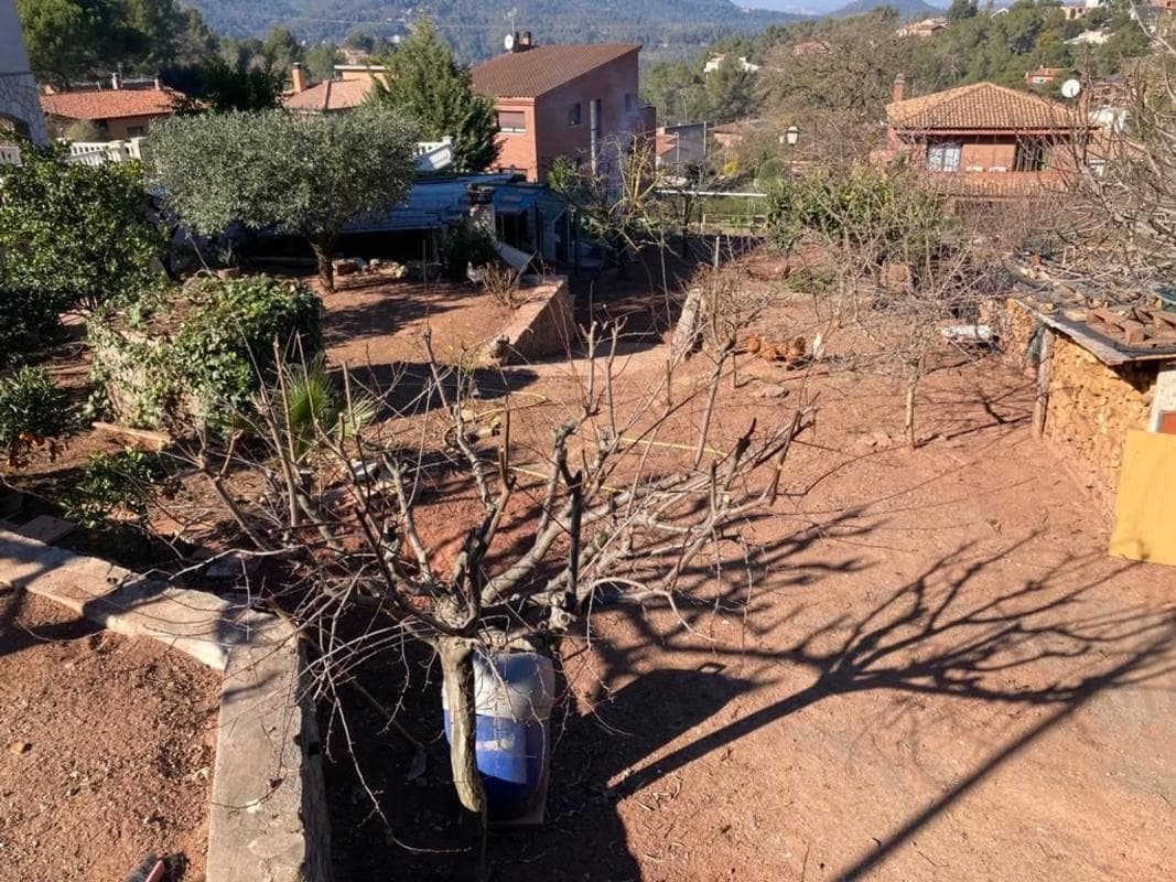 Terreno en venta en Corbera de Llobregat, Barcelona photo 2