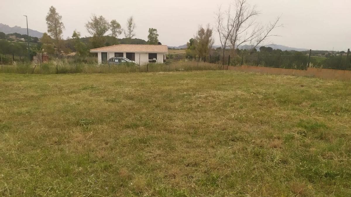 Terreno en venta en Sant esteve Sesrovires, Barcelona photo 2