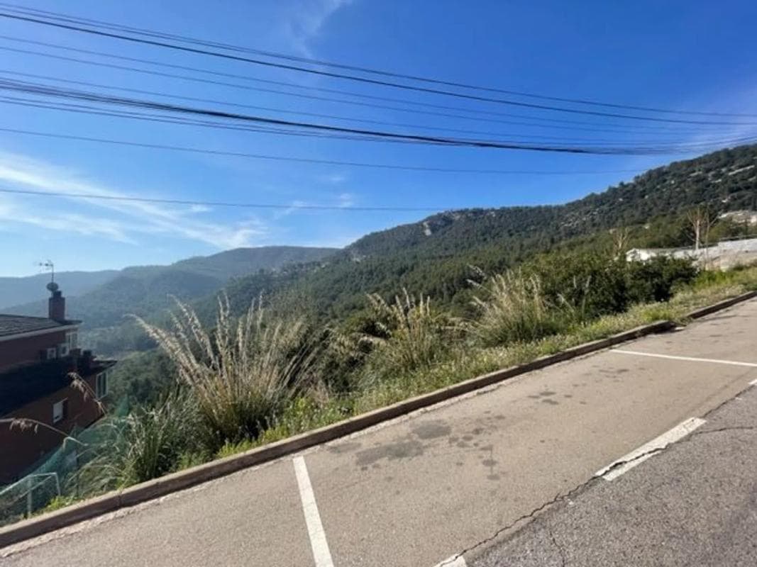 Terreno en venta en Vallirana, Barcelona photo 4