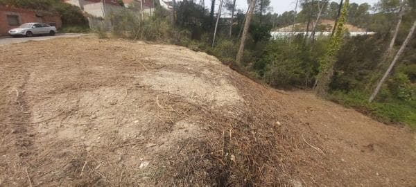 Terreno en calle Orient, 18 thumbnail 1