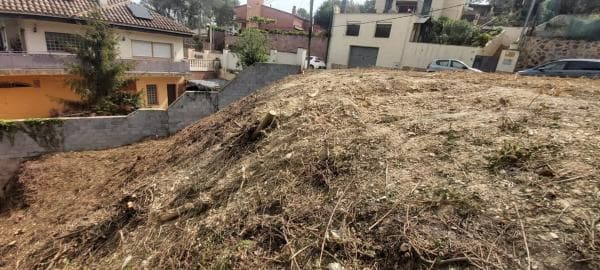 Terreno en calle Orient, 18 thumbnail 2