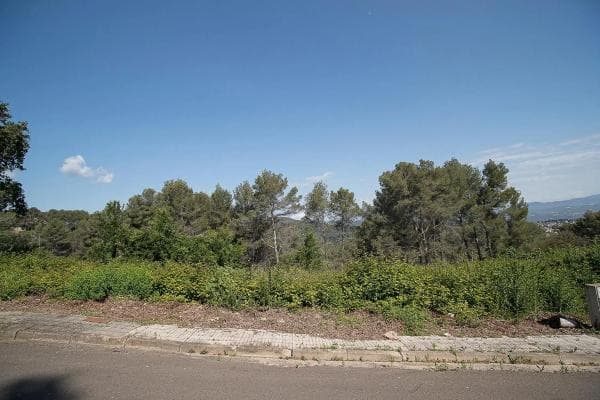 Terreno en calle d'Abelló, 16 thumbnail 1