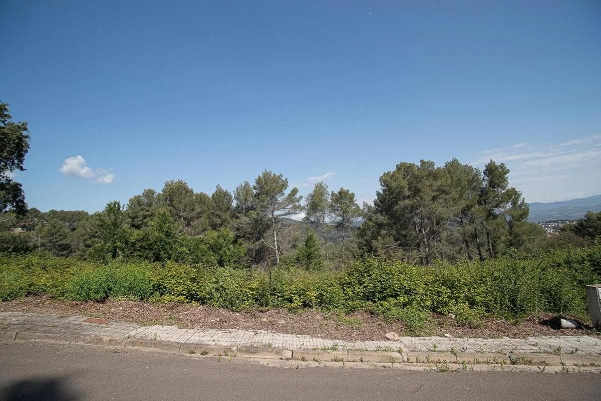 Terreno en venta en Corbera de Llobregat, Barcelona photo 3