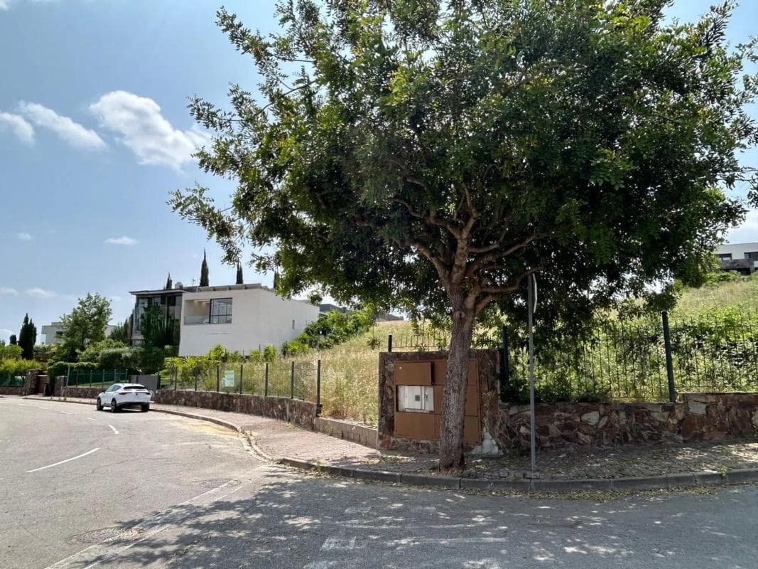 Terreno en venta en Sant esteve Sesrovires, Barcelona photo 4