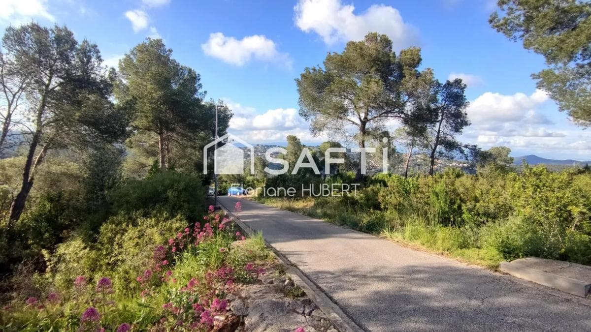 Terreno en venta en Cervelló, Barcelona photo 3