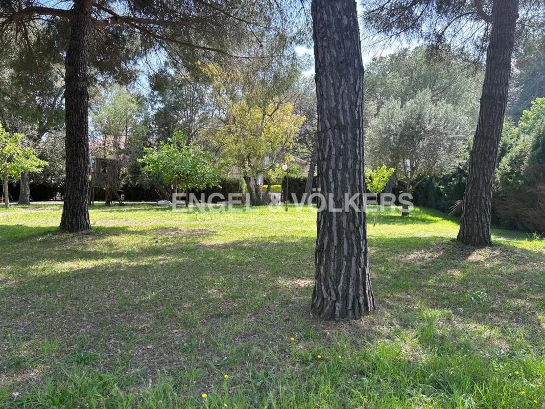 Terreno en venta en Pallejà, Barcelona photo 4