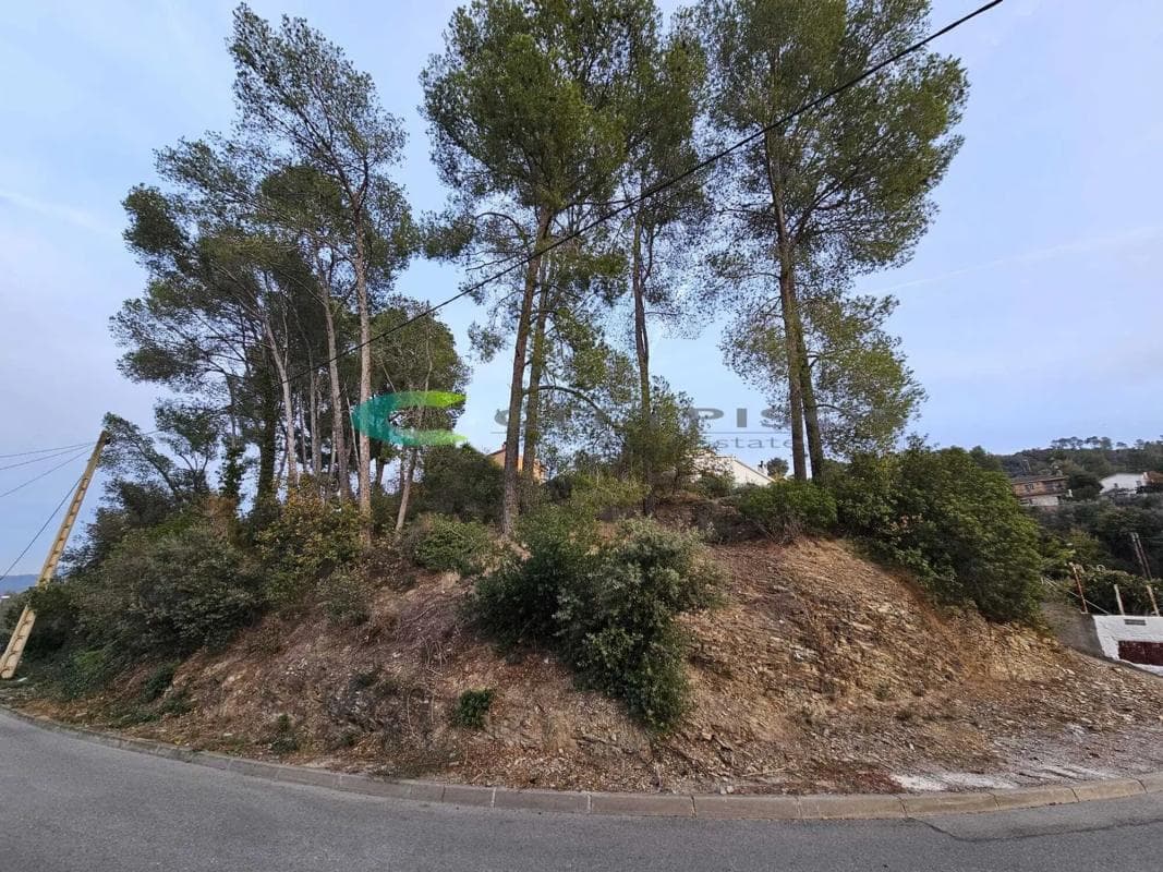 Terreno en venta en Cervelló, Barcelona photo 3