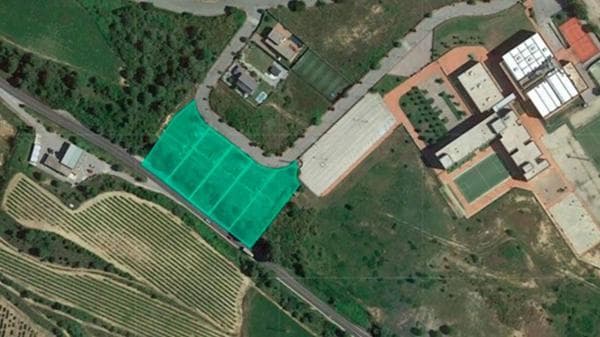 Terreno en plaza Sector Masia Bach thumbnail 1