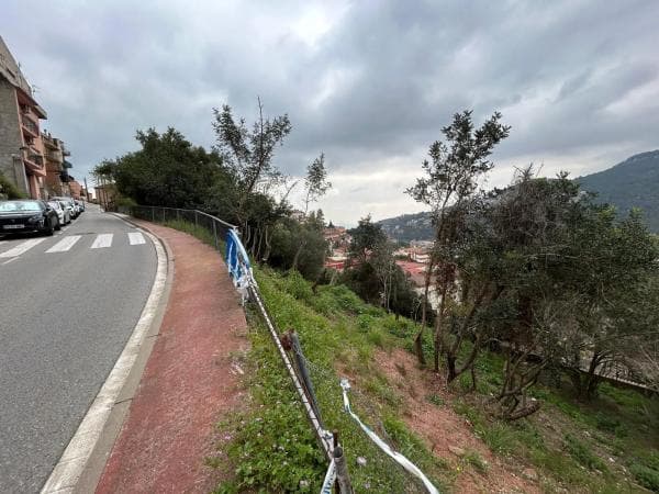 Terreno en Santa Magdalena thumbnail 2