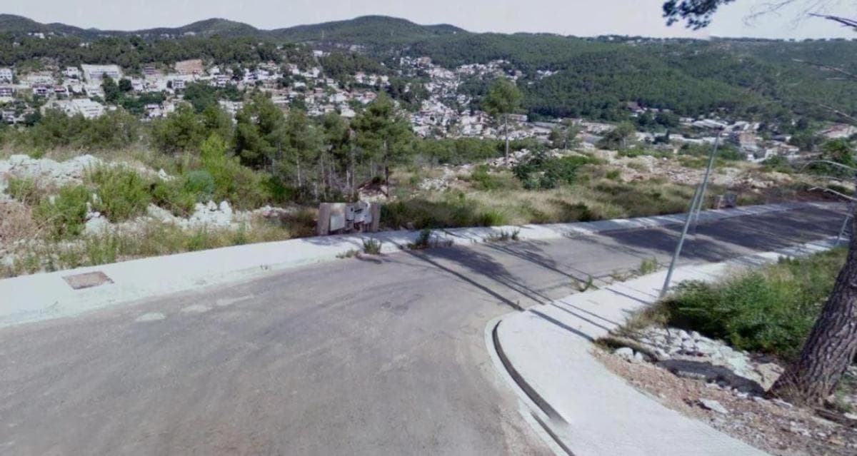 Terreno en venta en Vallirana, Barcelona photo 4