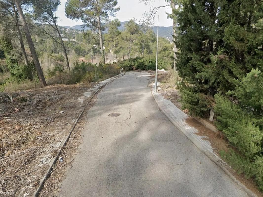 Terreno en venta en Corbera de Llobregat, Barcelona photo 2