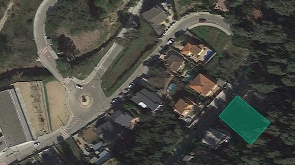 Terreno en calle Quixot photo 2