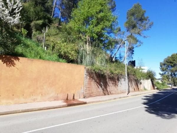 Terreno en avenida de Can Montmany thumbnail 2
