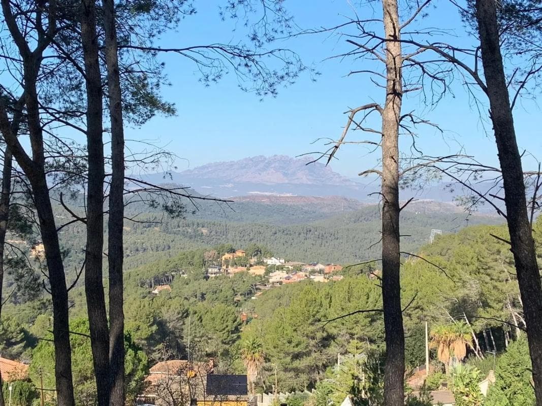 Terreno en venta en Corbera de Llobregat, Barcelona photo 2