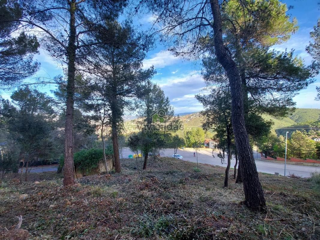 Terreno en venta en Vallirana, Barcelona photo 3
