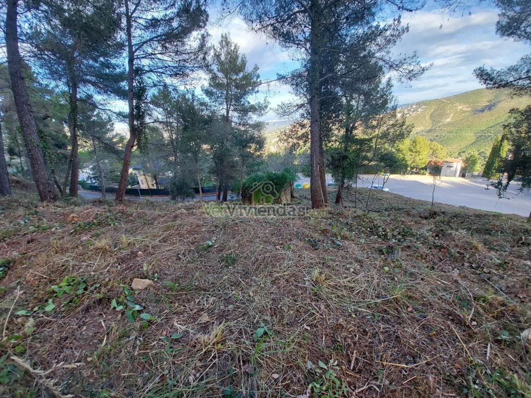 Terreno en venta en Vallirana, Barcelona photo 4