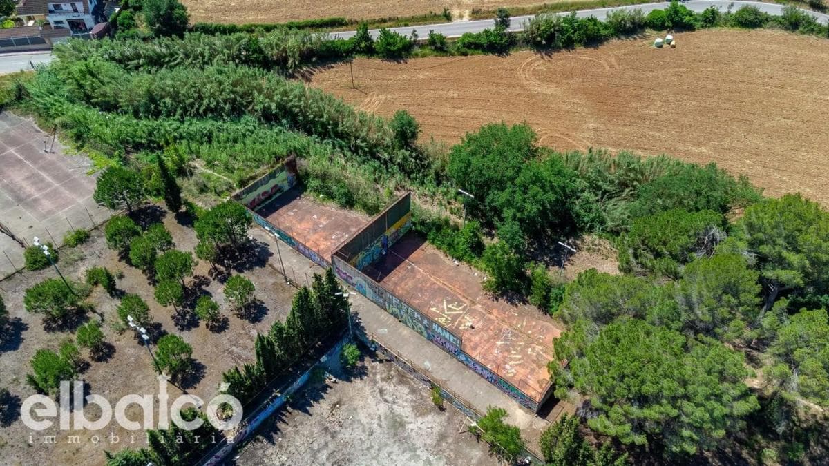 Terreno en venta en Sant esteve Sesrovires, Barcelona photo 2
