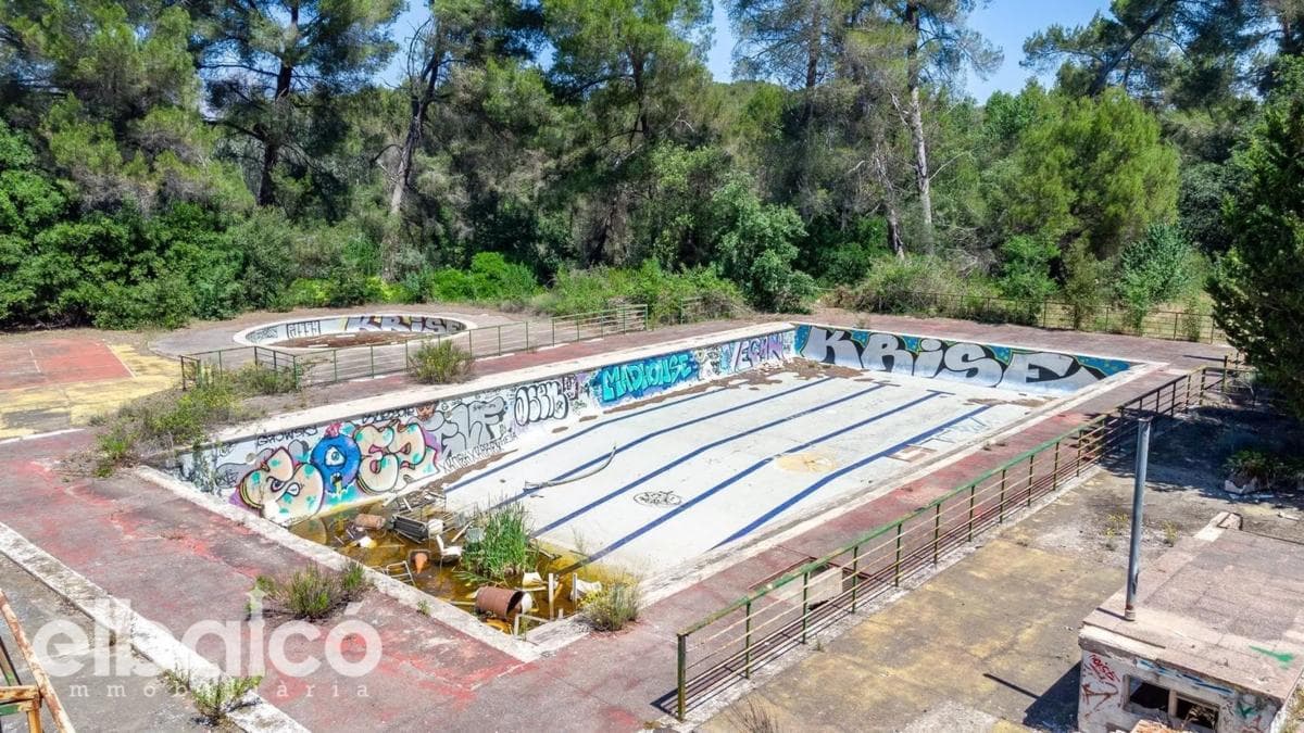 Terreno en venta en Sant esteve Sesrovires, Barcelona photo 3
