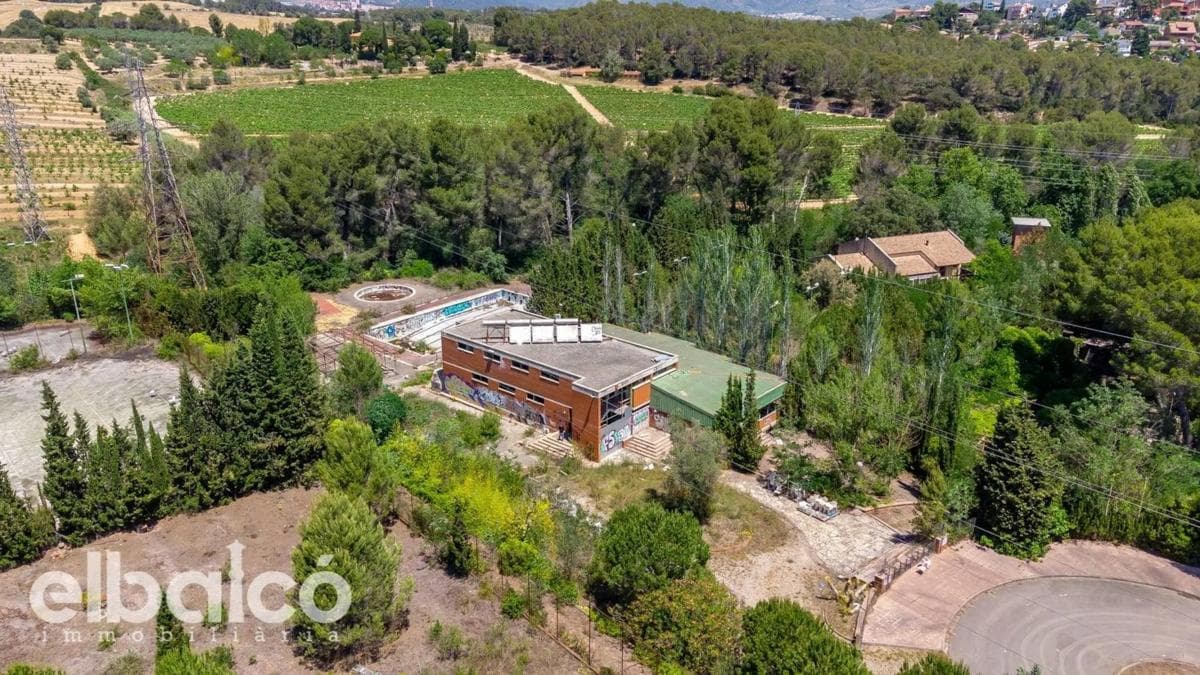 Terreno en venta en Sant esteve Sesrovires, Barcelona photo 4