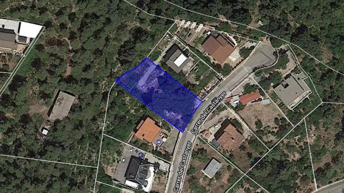 Terreno en venta en Corbera de Llobregat, Barcelona photo 2