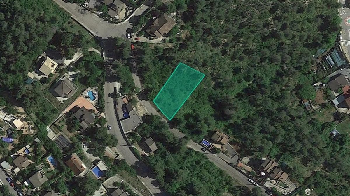 Terreno en venta en Vallirana, Barcelona photo 2