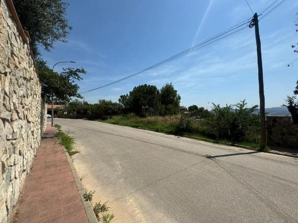 Terreno en Castellví de Rosanes thumbnail 2