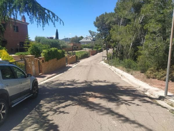 Terreno en calle d'Abelló, 24 thumbnail 2