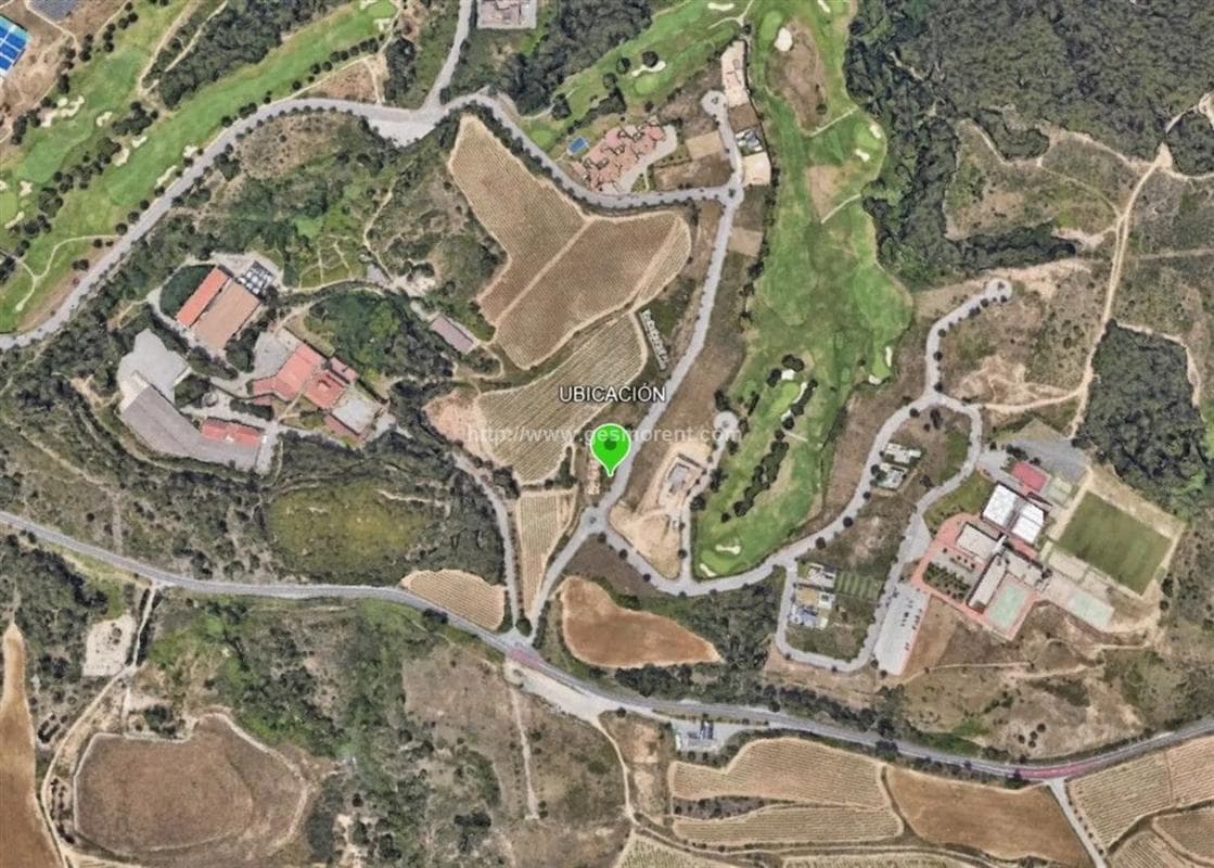 Terreno en venta en Sant esteve Sesrovires, Barcelona photo 4