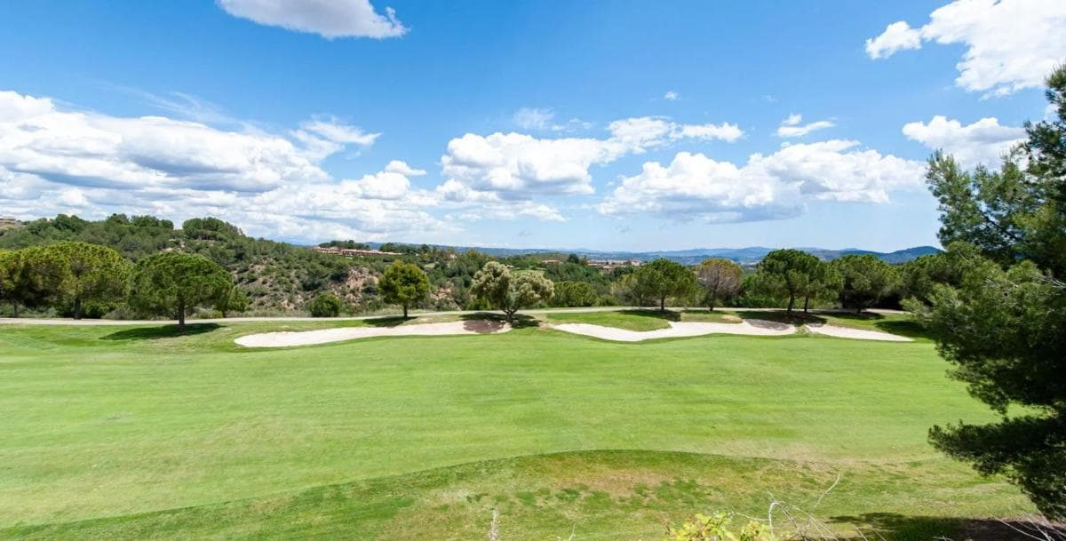 Terreno en venta en Sant esteve Sesrovires, Barcelona photo 5