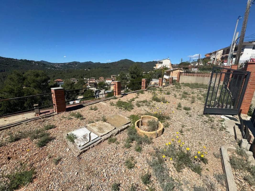 Terreno en venta en Corbera de Llobregat, Barcelona photo 5