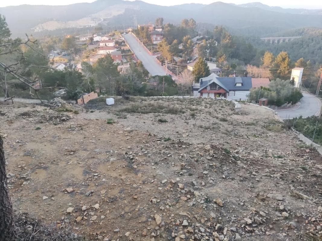 Terreno en venta en Vallirana, Barcelona photo 4