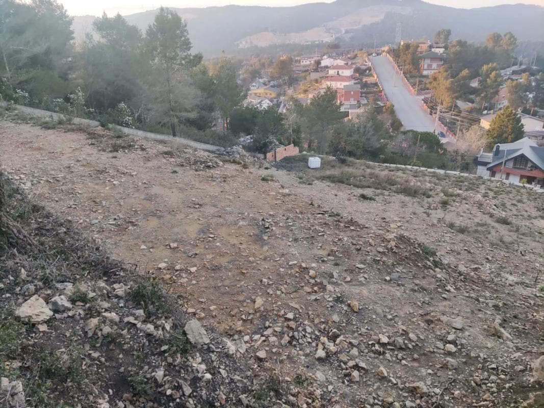Terreno en venta en Vallirana, Barcelona photo 5