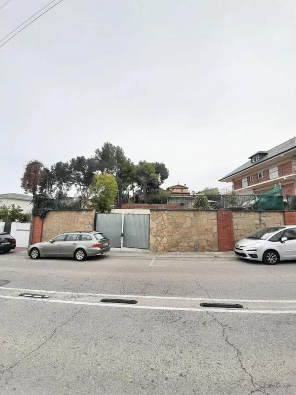 Terreno en venta en Sant esteve Sesrovires, Barcelona photo 3