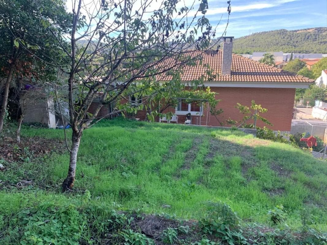 Terreno en venta en Cervelló, Barcelona photo 4