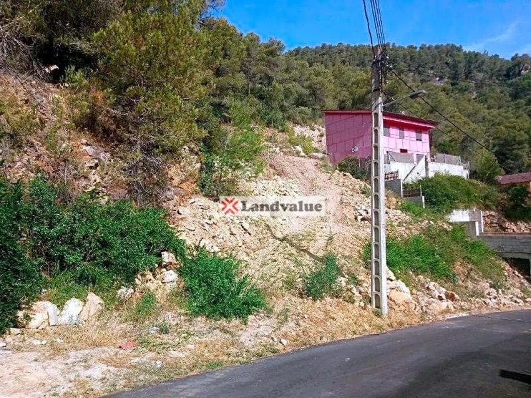 Terreno en venta en Vallirana, Barcelona photo 3