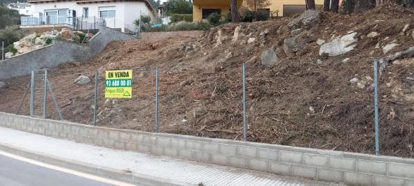 Terreno en calle del Segre, 10 photo 1