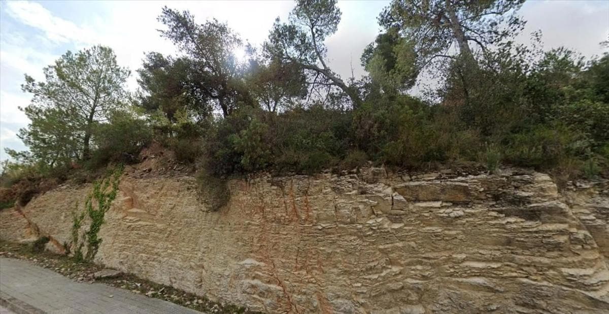 Terreno en venta en Vallirana, Barcelona photo 4