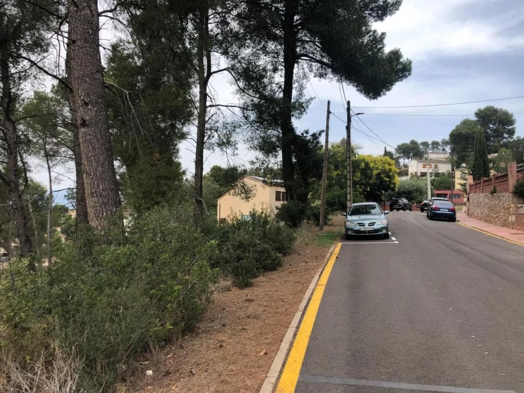 Terreno en venta en Castellví de Rosanes, Barcelona photo 2