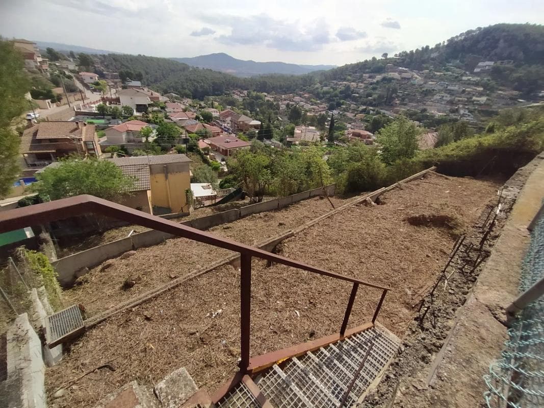 Terreno en venta en Corbera de Llobregat, Barcelona photo 4