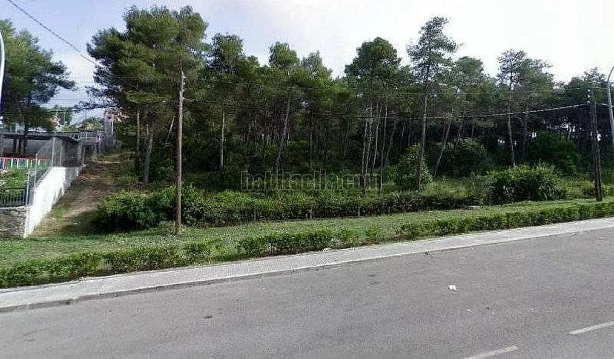 Terreno en venta en Vallirana, Barcelona photo 2