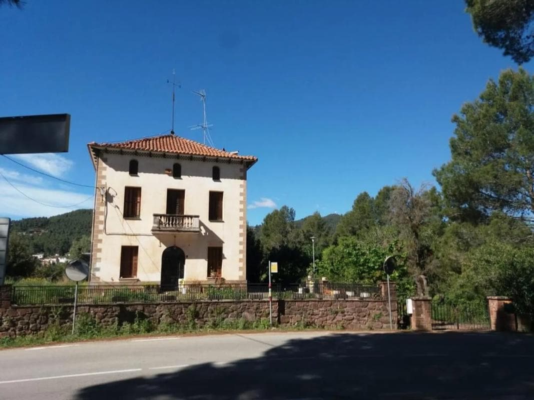 Terreno en venta en Corbera de Llobregat, Barcelona photo 4