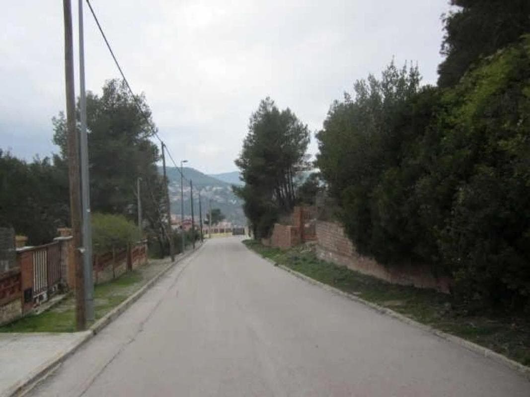 Terreno en venta en Vallirana, Barcelona photo 3