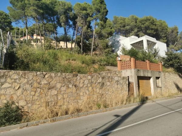Terreno en avenida de la Mare de Déu de Lourdes, 74 photo 1