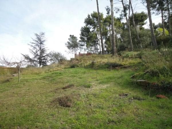 Terreno en Castellví de Rosanes thumbnail 1
