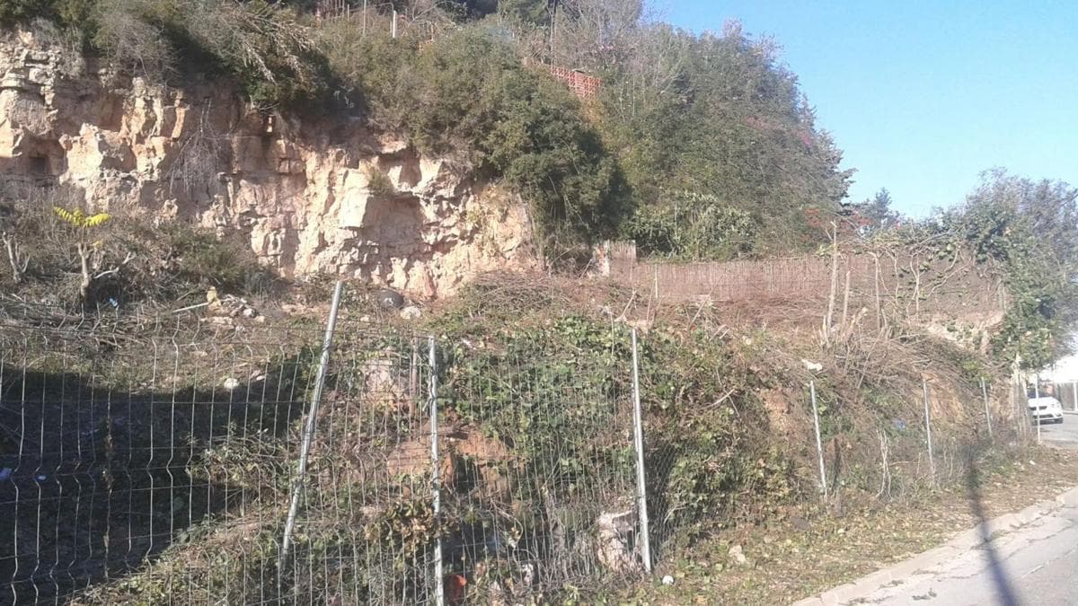 Terreno en venta en Vallirana, Barcelona photo 3