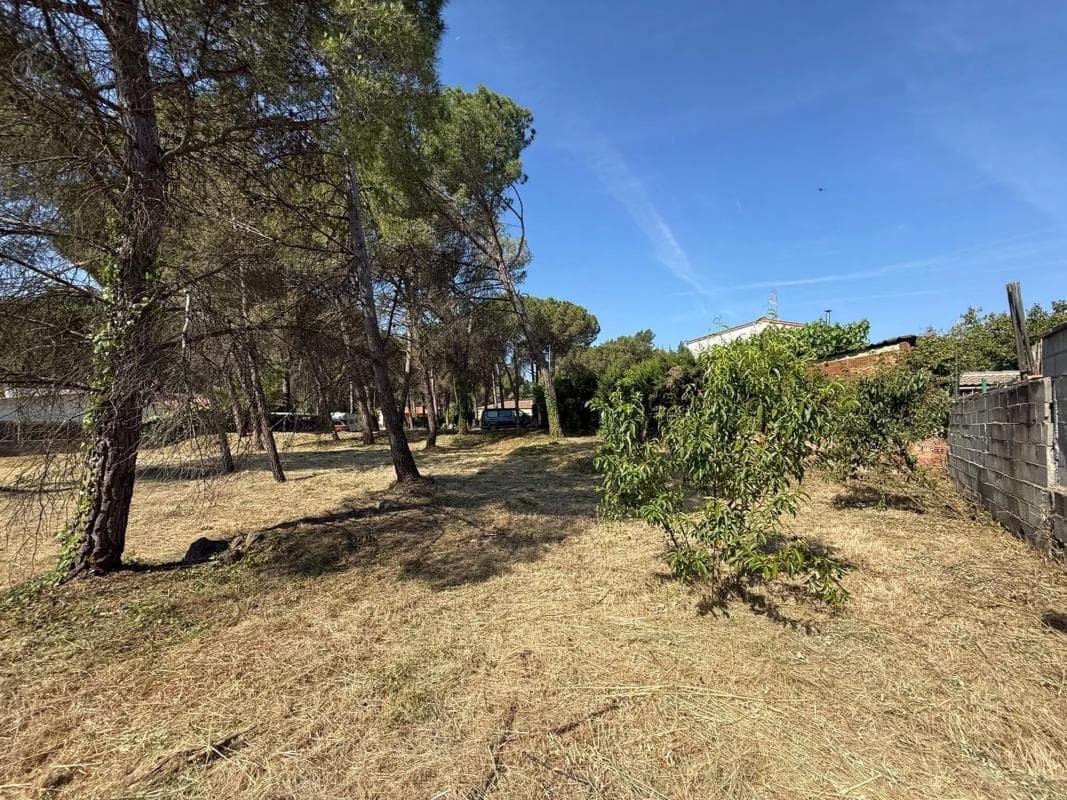 Terreno en venta en Begues, Barcelona photo 3