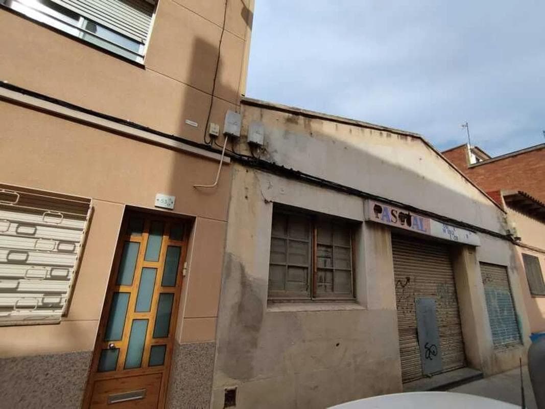 Terreno en venta en El Prat de Llobregat, Barcelona photo 2