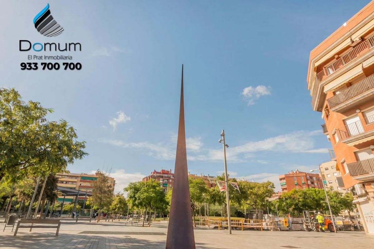 Terreno en venta en El Prat de Llobregat, Barcelona photo 2