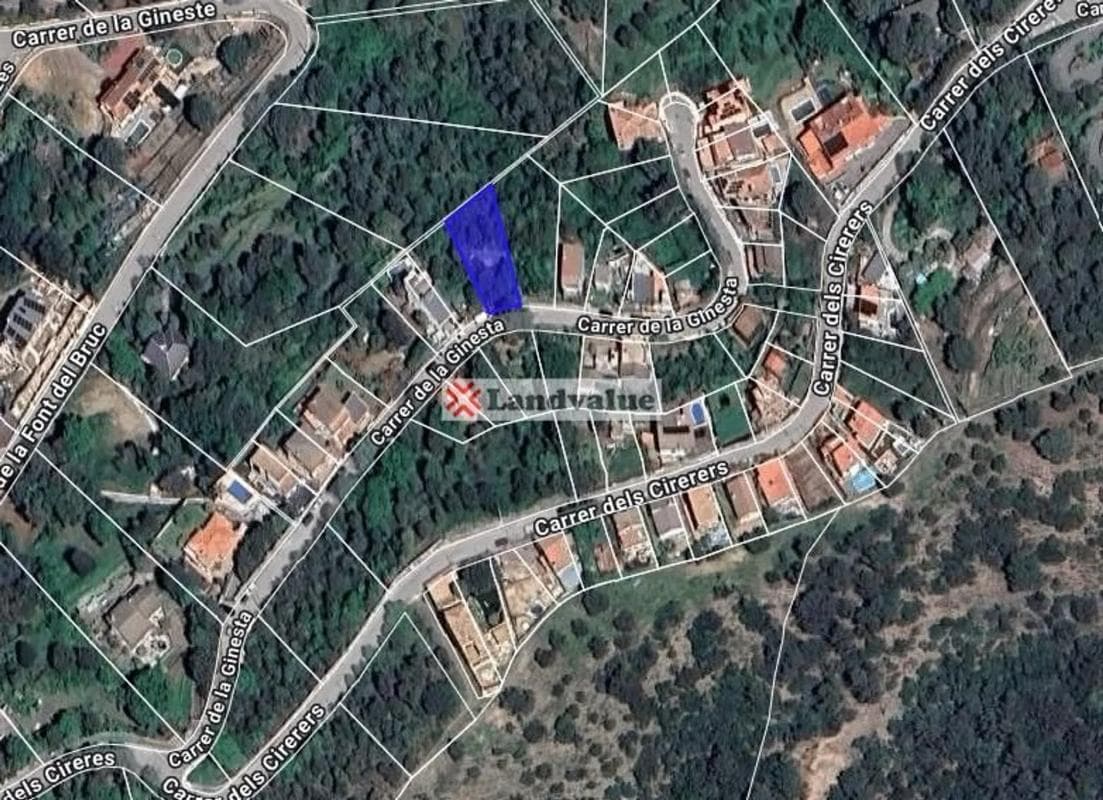 Terreno en venta en Torrelles de Llobregat, Barcelona photo 4